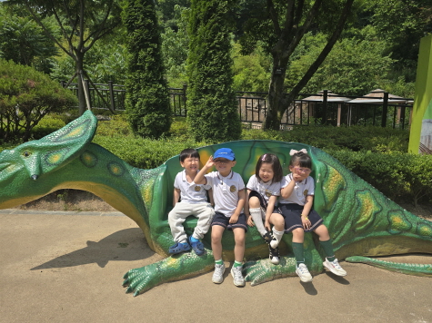 공룡공원에 다녀왔어요~ 베토벤반친구들은 공룡박사랍니다.